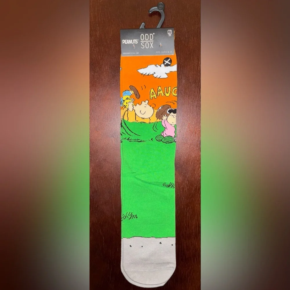 PEANUTS ODD SOX NOVELTY CREW SOCKS NWT MEN’S SHOE SIZE 8-12